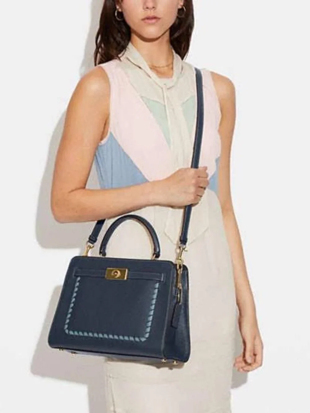 Coach Lane Carryall w/Whipstitch-Pebble/Smooth Leather In Denim Multi
